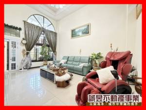 誠昱/新南國小旁庭園美.